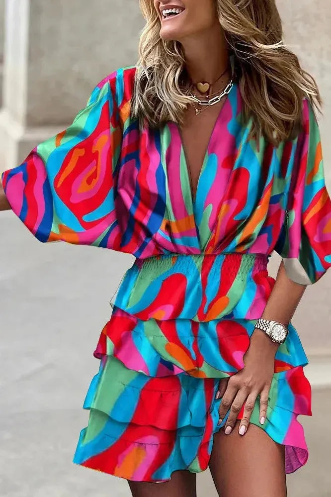 Mini-robe à volants et à volants